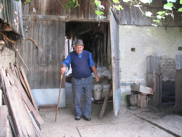 img00019.jpg