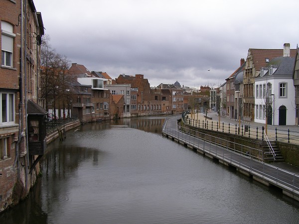 img00014.jpg