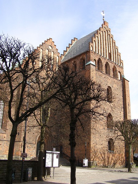 img00019.jpg