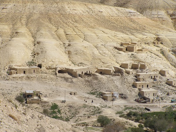 img00080