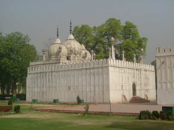 img00175.jpg
