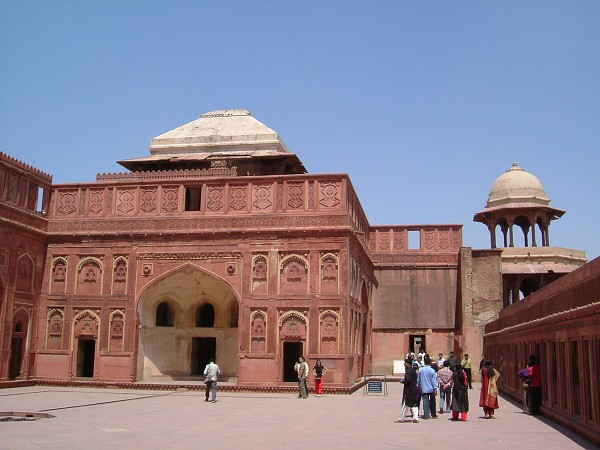 img00017.jpg